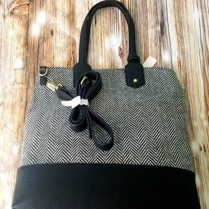 Womens hand bag